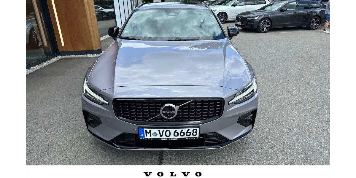 Volvo V60 9.999 km 53.999 € Baierbrunn 82065