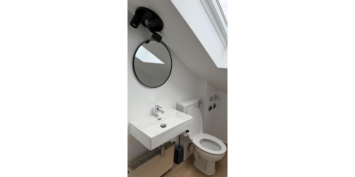 Dachgeschoßwohnung Vaterstetten Parsdorf - 2 Zimmer, 40 m&sup2;, 1.000&euro; | Angebot:24976727