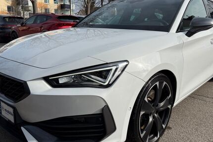 Cupra Leon 77.118 km 27.900 &euro; München 81243