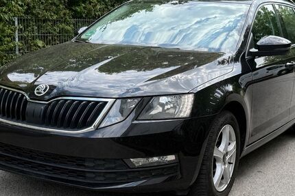 Skoda Octavia 202.000 km 7.290 &euro; München 80938