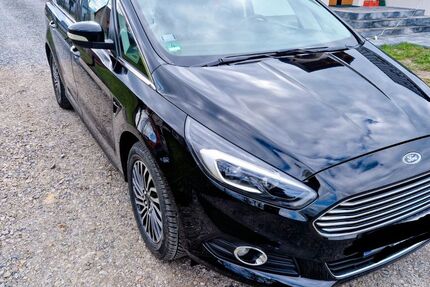 Ford S-Max 96.000 km 16.990 &euro; München 81243