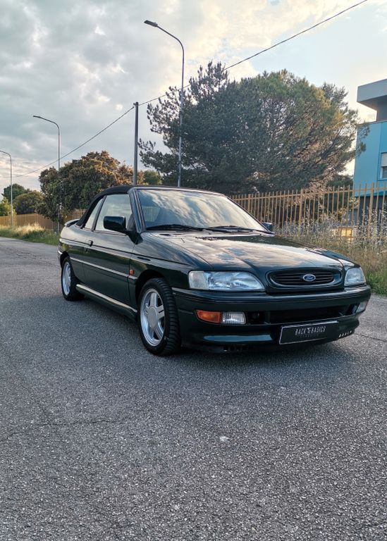 Ford Escort 125.000 km 9.300 € Munchen 80336