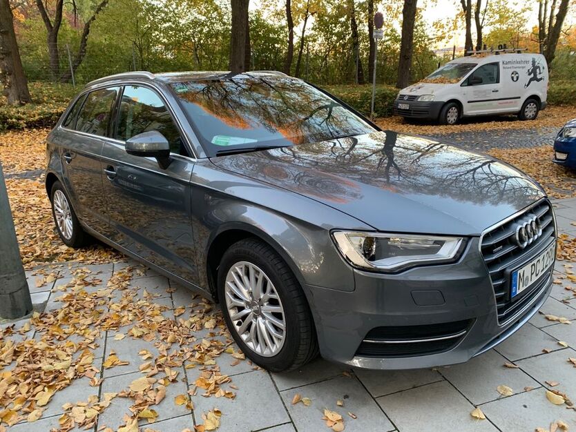 Audi A3 208.000 km 12.500 € München 81371