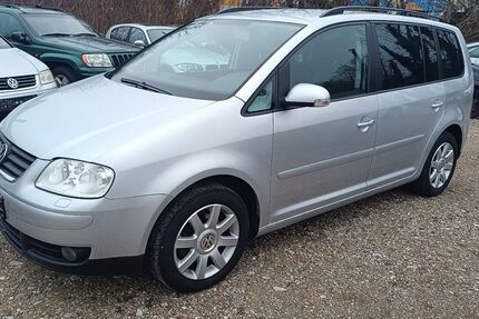 VW Touran 179.800 km 4.999 &euro; Emmering 82275