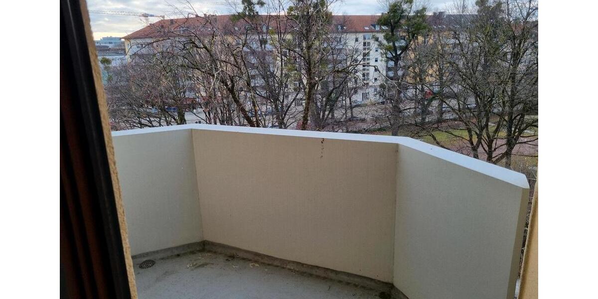 Etagenwohnung München Au-Haidhausen - 2 Zimmer, 77 m&sup2;, 600.000&euro; | Angebot:26249022