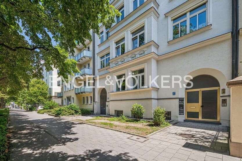 Wohnung zum Kaufen in München 1.490.000 € 137 m²