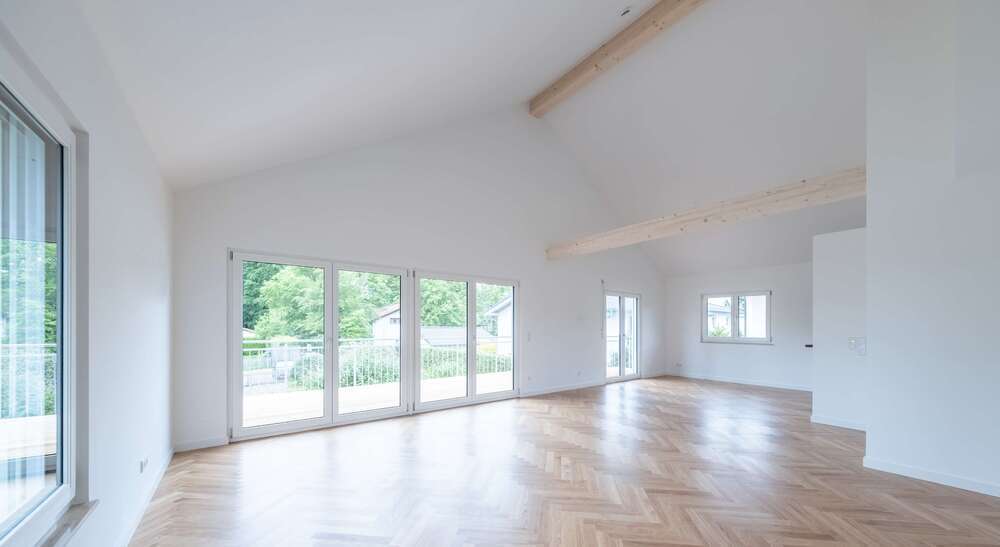 Wohnung zum Mieten in Berg 3.960 € 180 m²