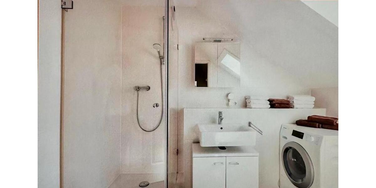 Etagenwohnung München Schwabing-West - 4 Zimmer, 132 m&sup2;, 2.380&euro; | Angebot:26321360