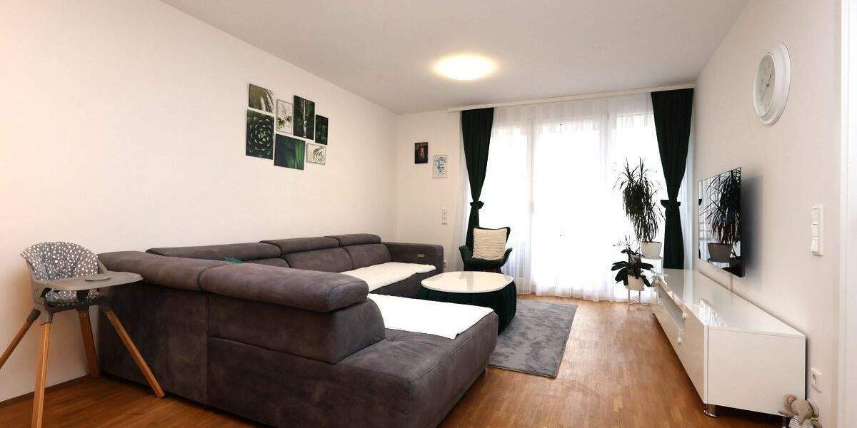 Sonnige 2-Zimmerwohnung mit moderner Einbauküche und großer Südloggia 2 zimmer