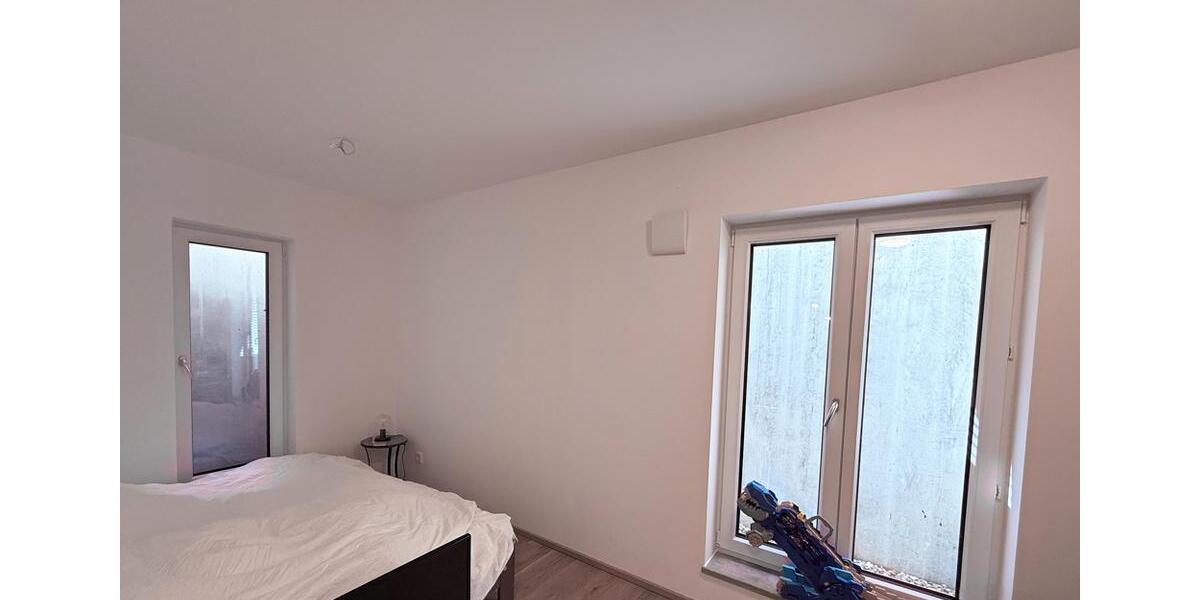 Doppelhaushälfte München Bogenhausen - 5 Zimmer, 144 m&sup2;, 3.970&euro; | Angebot:26247760