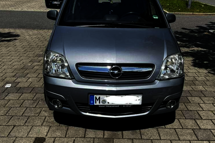 Opel Meriva 185.000 km 2.760 &euro; München 80804
