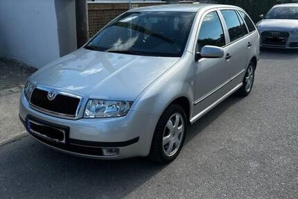 Skoda Fabia 65.750 km 4.900 &euro; München 80999