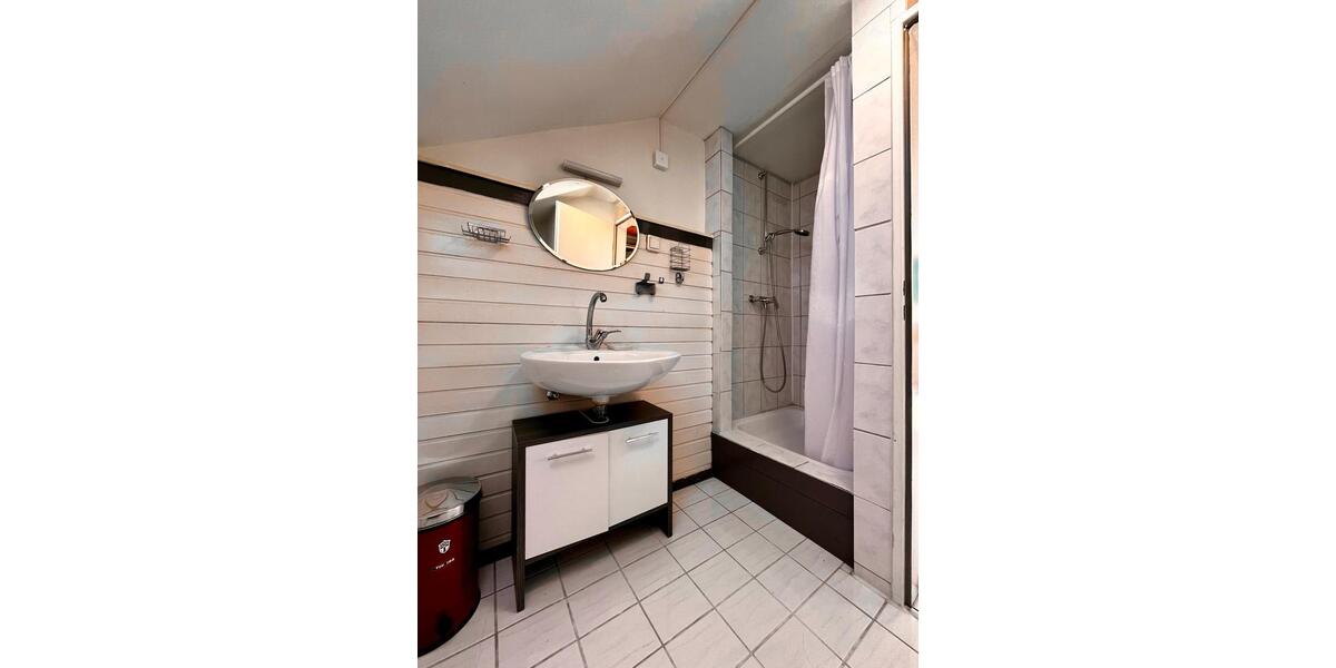 Dachgeschoßwohnung Wolfratshausen - 1 Zimmer, 20 m&sup2;, 715&euro; | Angebot:26413711