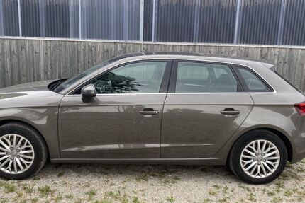 Audi A3 176.000 km 14.000 &euro; München 80803
