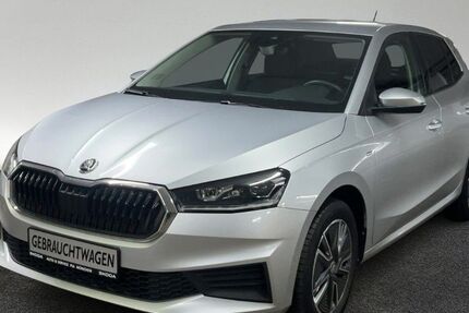 Skoda Fabia 9.600 km 16.960 &euro; München 80687
