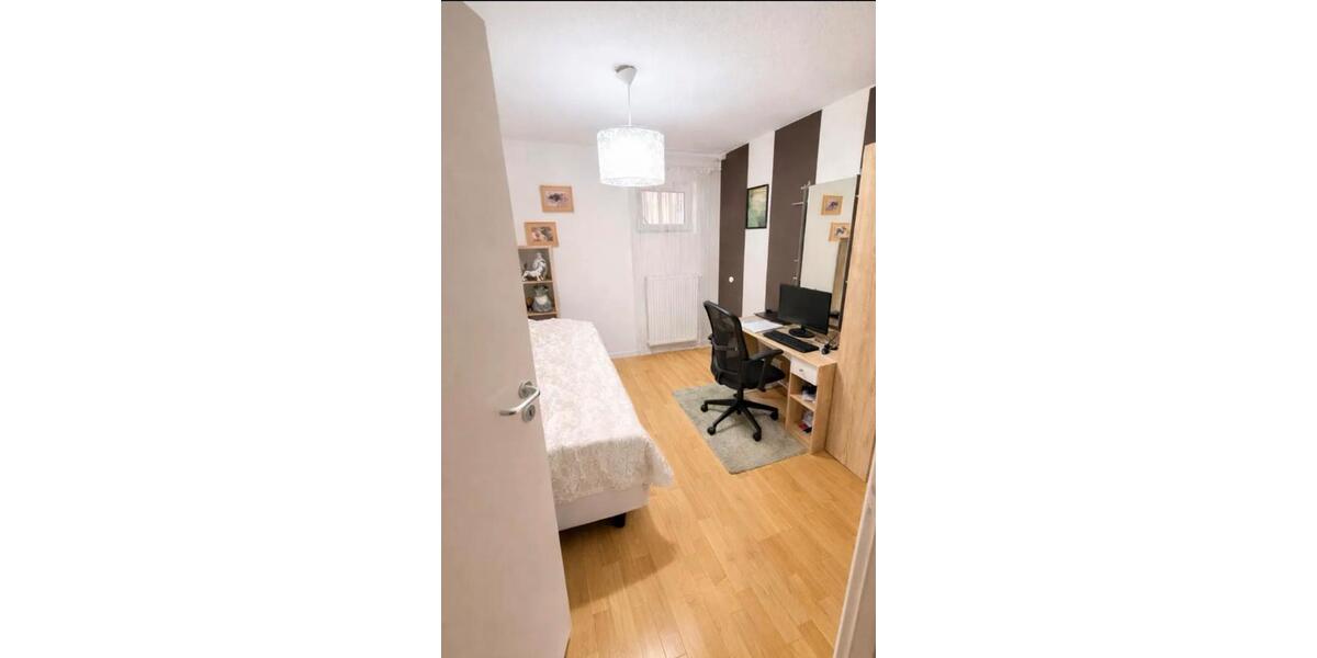Etagenwohnung München Bogenhausen - 6 Zimmer, 208 m&sup2;, 2.699.999&euro; | Angebot:26823817