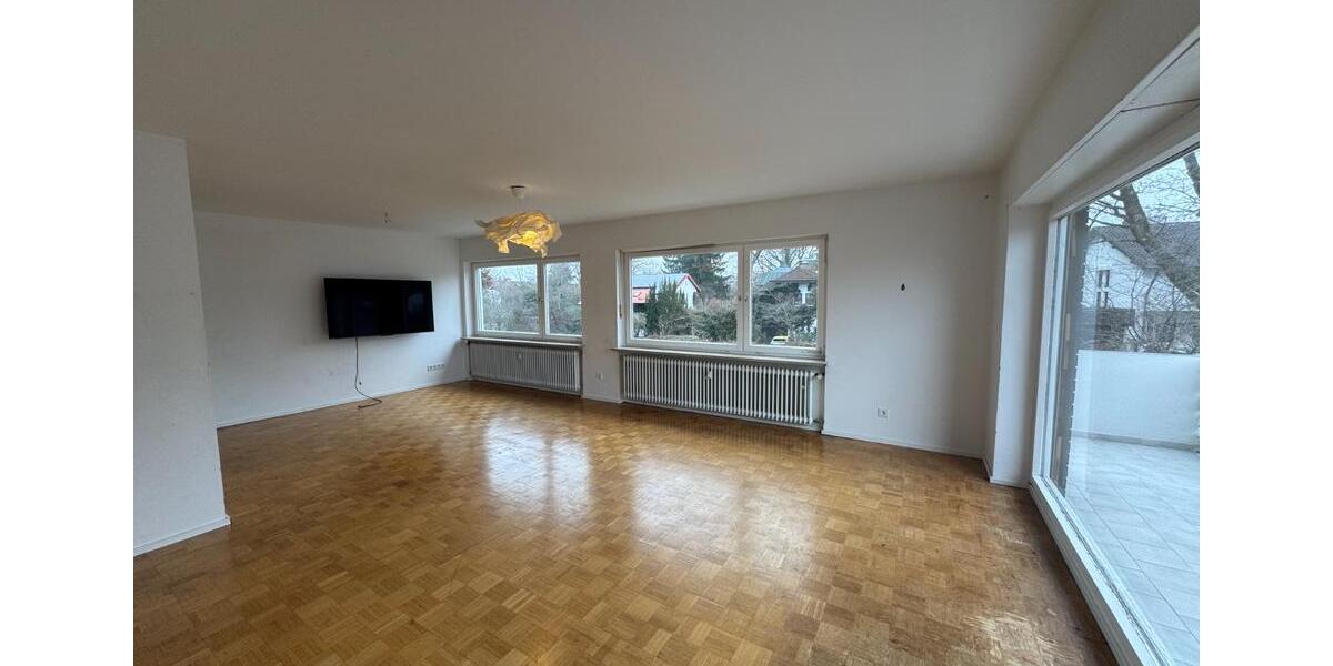 Dachgeschoßwohnung Weßling - 3 Zimmer, 123 m&sup2;, 1.970&euro; | Angebot:24629871