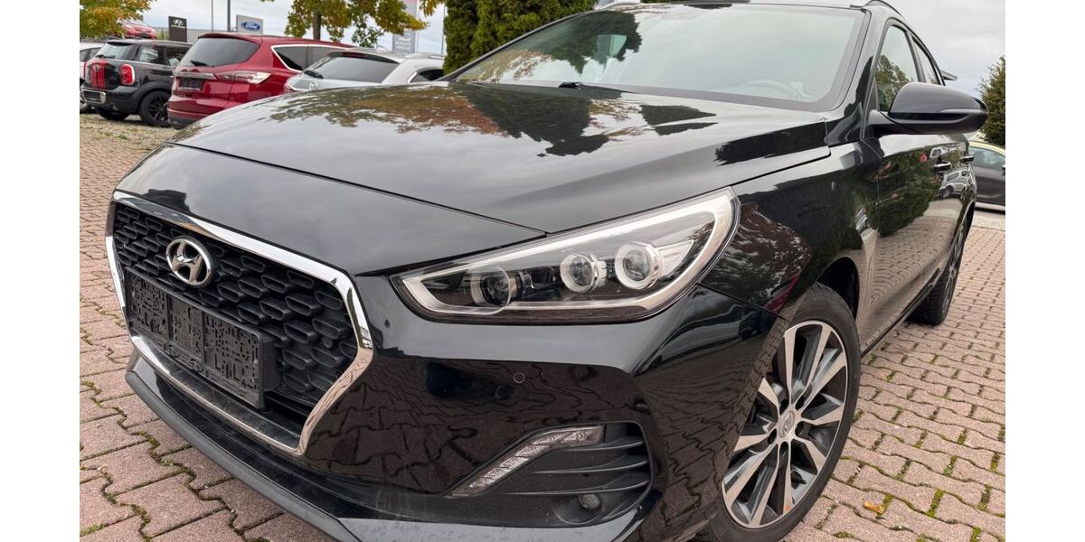 Hyundai i30 77.000 km 13.850 &euro; Dachau 85221