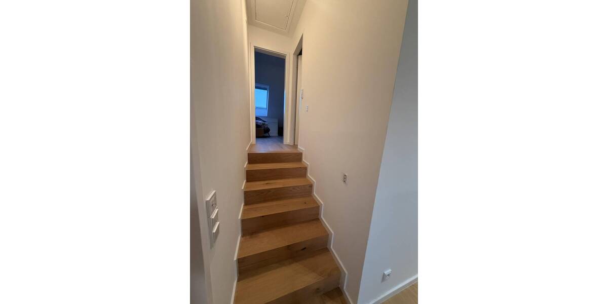 Reihenmittelhaus München Bogenhausen - 7 Zimmer, 129 m&sup2;, 1.499.999&euro; | Angebot:26417648