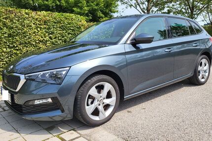 Skoda Scala 38.000 km 18.450 &euro; München 81375