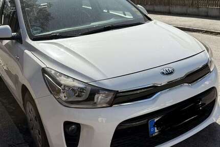 Kia Rio 84.000 km 11.500 &euro; München 81249