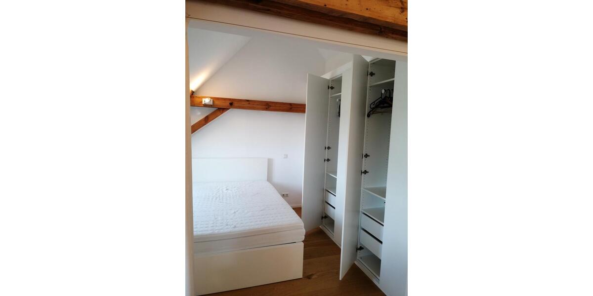 Dachgeschoßwohnung München Feldmoching-Hasenbergl - 1.5 Zimmer, 49 m&sup2;, 1.200&euro; | Angebot:26220522