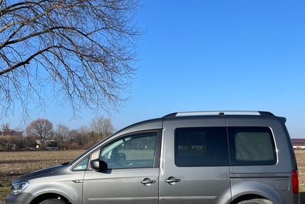 VW Caddy 74.846 km 21.900 &euro; München 81373