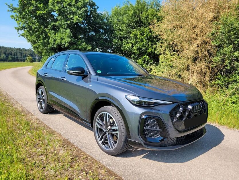 Audi Q5 7.465 km 58.500 € Gräfelfing 82166