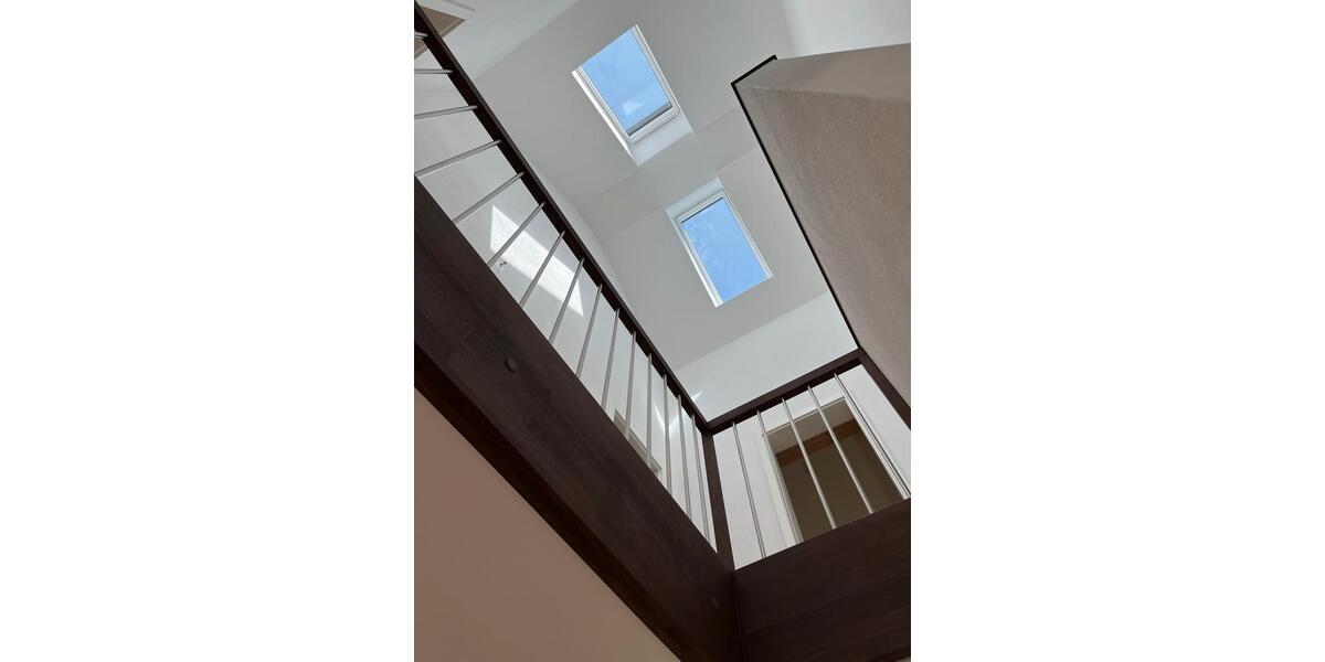 Etagenwohnung Gröbenzell - 5 Zimmer, 150 m&sup2;, 2.800&euro; | Angebot:25512572