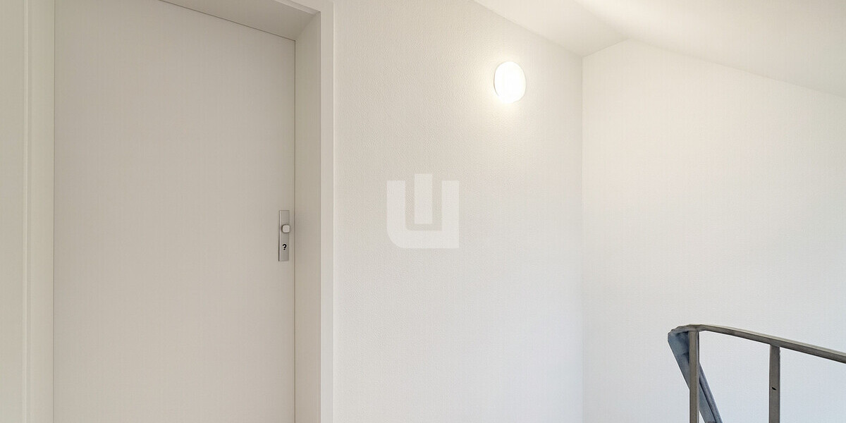 WINDISCH IMMOBILIEN - Gut geschnittene Dachgeschosswohnung, für den Käufer provisionsfrei! 3 zimmer