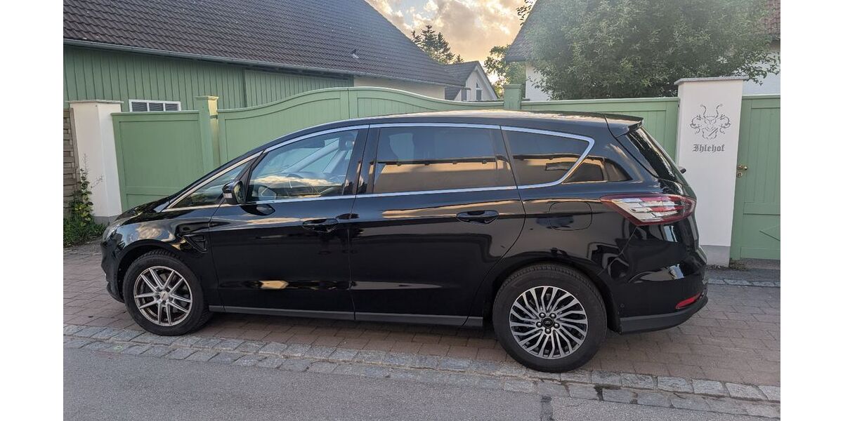 Ford S-Max 123.914 km 15.900 &euro; Puchheim 82178