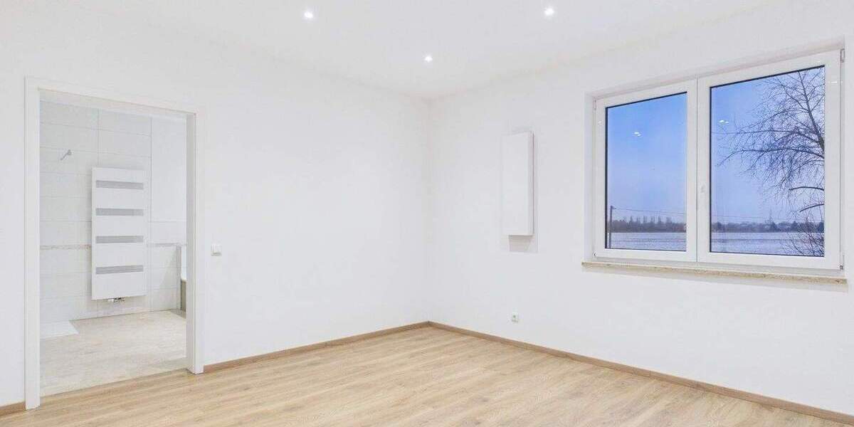 Doppelhaushälfte Moosinning Eichenried - 8 Zimmer, 315 m&sup2;, 4.200&euro; | Angebot:25708230