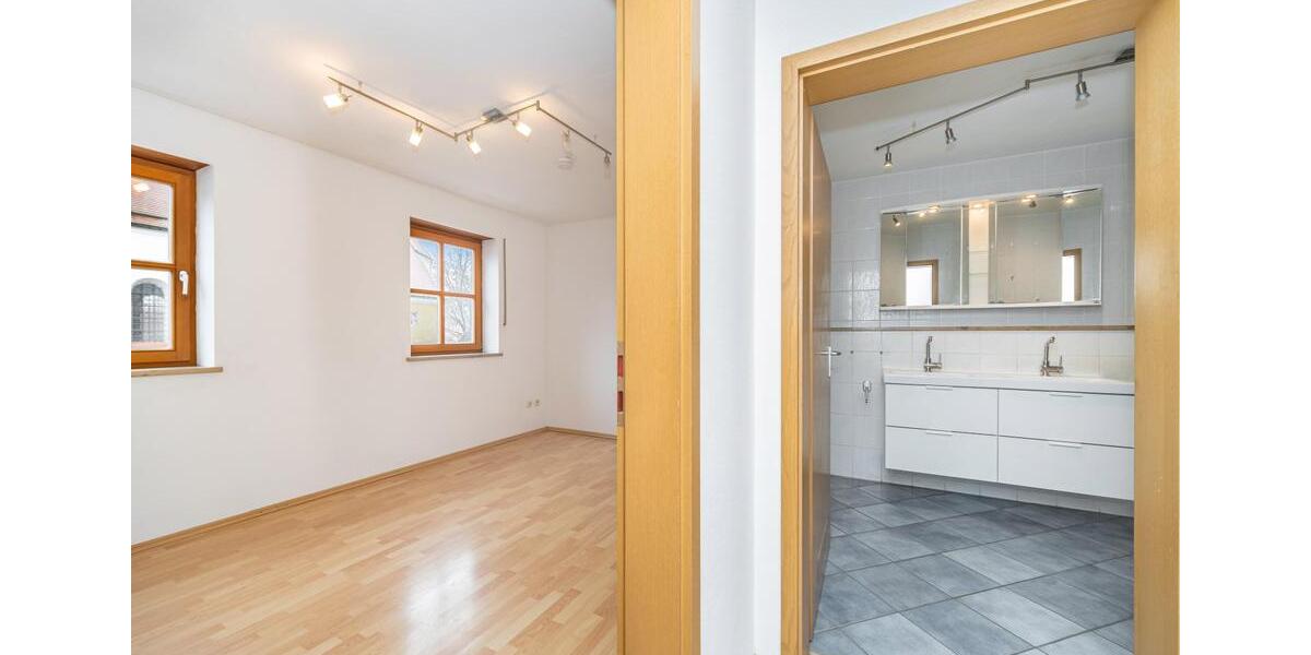 Reihenhaus Egling - 7 Zimmer, 162 m&sup2;, 2.050&euro; | Angebot:25305869