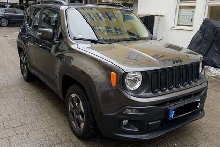 Jeep Renegade 72.500 km 13.200 &euro; München 80333