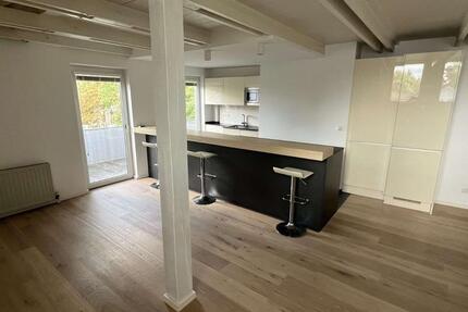 4-Zimmer-Maisonette-Wohnung mit Balkon und Garten in Baldham 4 zimmer