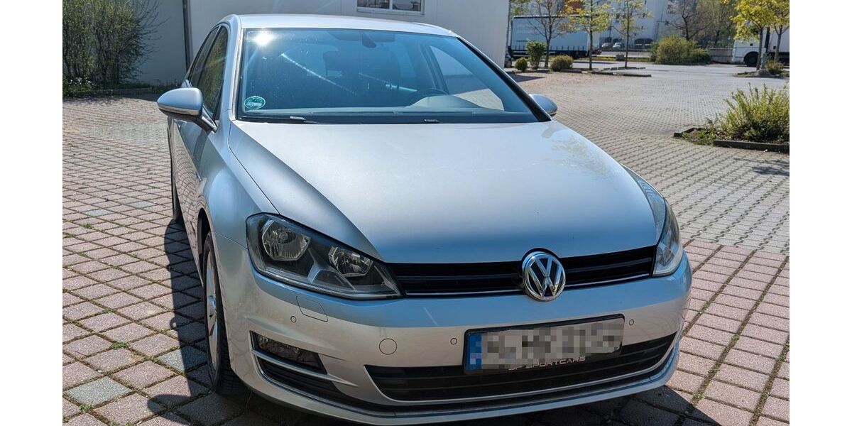 VW Golf 93.000 km 11.000 &euro; Unterföhring 85774