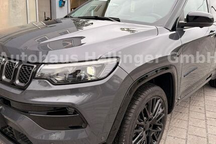 Jeep Compass 23.286 km 39.900 &euro; Schwaig 85445