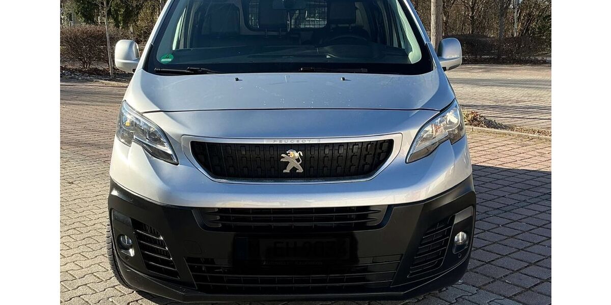 Peugeot Expert 120.000 km 11.900 &euro; München 81241