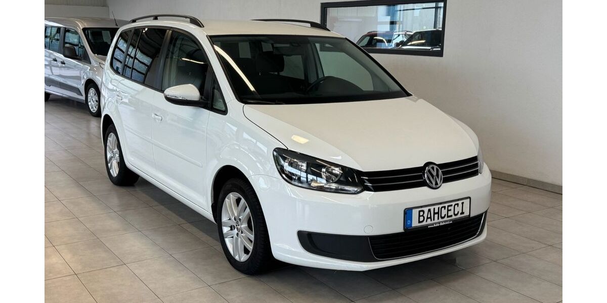VW Touran 210.896 km 7.900 &euro; Anzing 85646