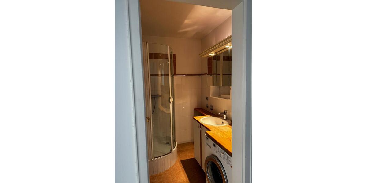 Etagenwohnung München Bogenhausen - 3 Zimmer, 70 m&sup2;, 577.000&euro; | Angebot:26482154