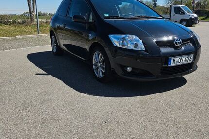 Toyota Auris 62.000 km 6.790 &euro; Ottobrunn 85521