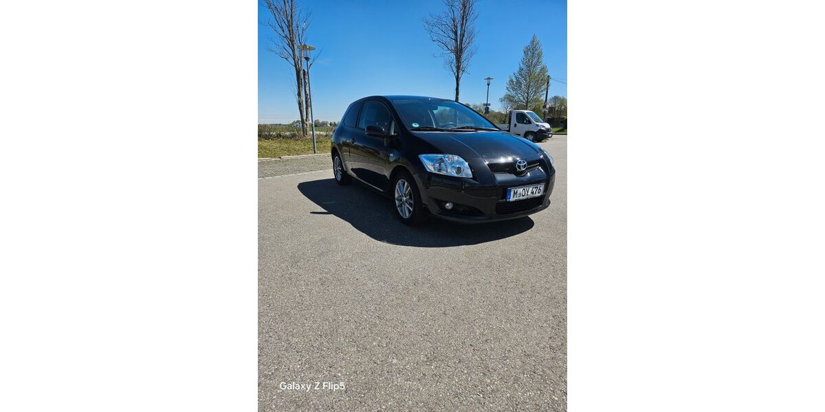 Toyota Auris 62.000 km 6.790 &euro; Ottobrunn 85521