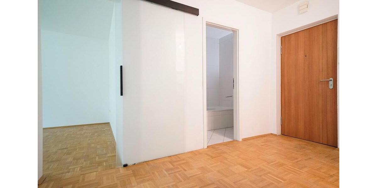 Erdgeschoßwohnung München Pasing-Obermenzing - 2 Zimmer, 64 m&sup2;, 1.570&euro; | Angebot:26652290
