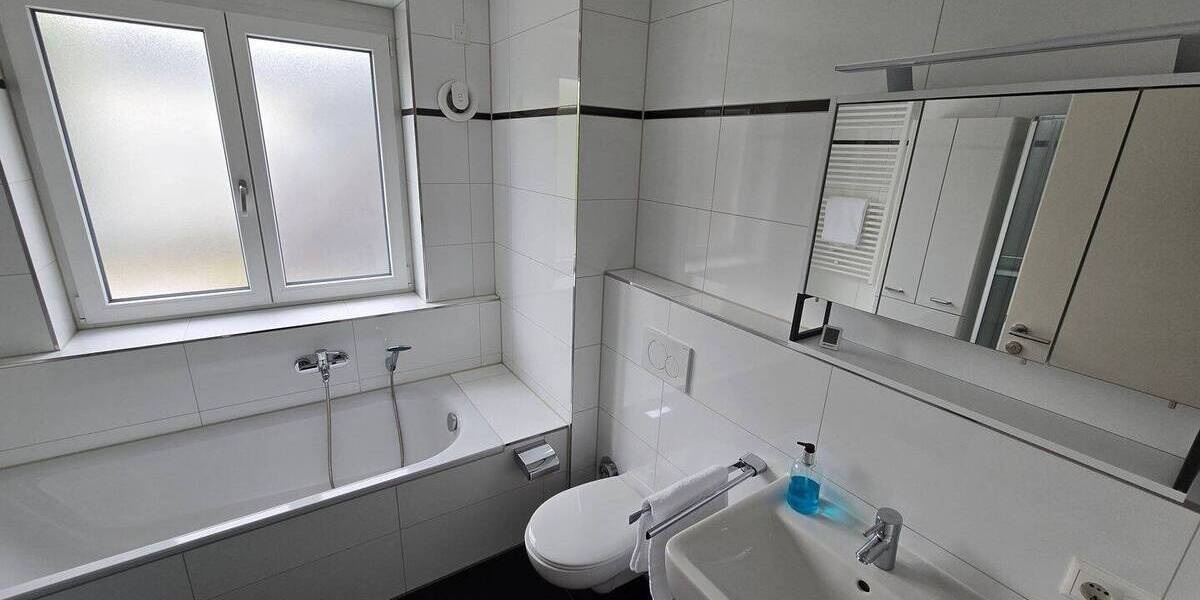 Terrassenwohnung München Thalk.Obersendl.-Forsten-Fürstenr.-Solln - 2 Zimmer, 88 m&sup2;, 1.750&euro; | Angebot:26806940