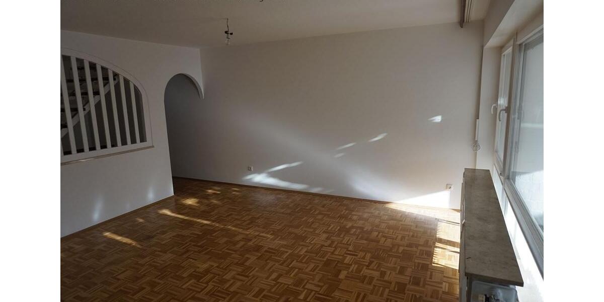 Etagenwohnung München Aubing-Lochhausen-Langwied - 5 Zimmer, 108 m&sup2;, 2.300&euro; | Angebot:24654323