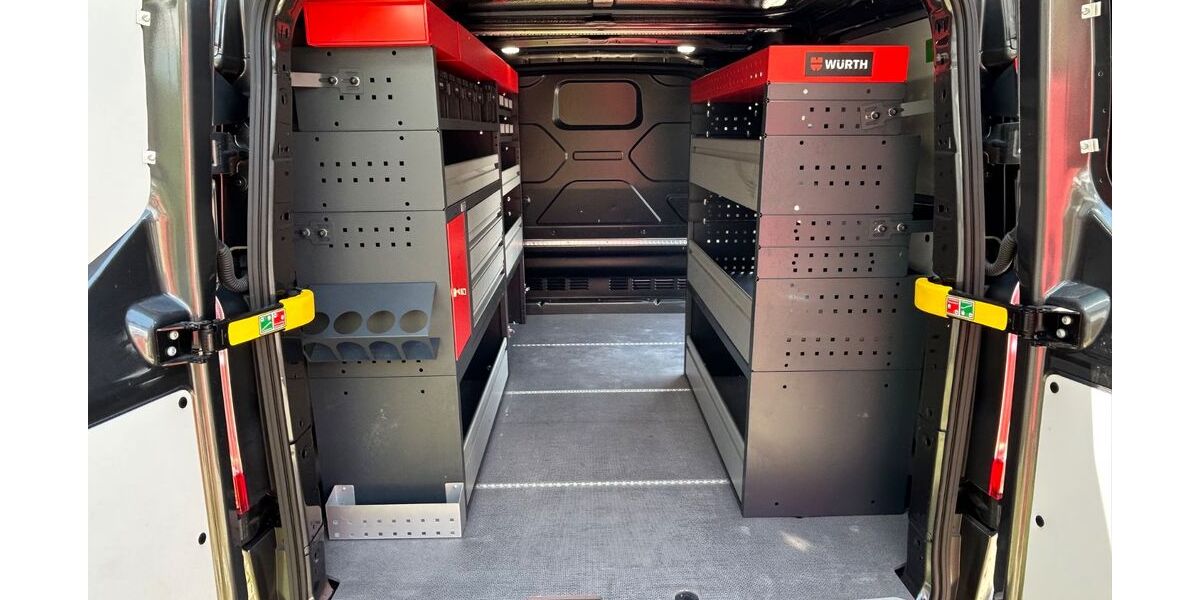 Ford Transit Custom 46.801 km 25.990 &euro; München 81825