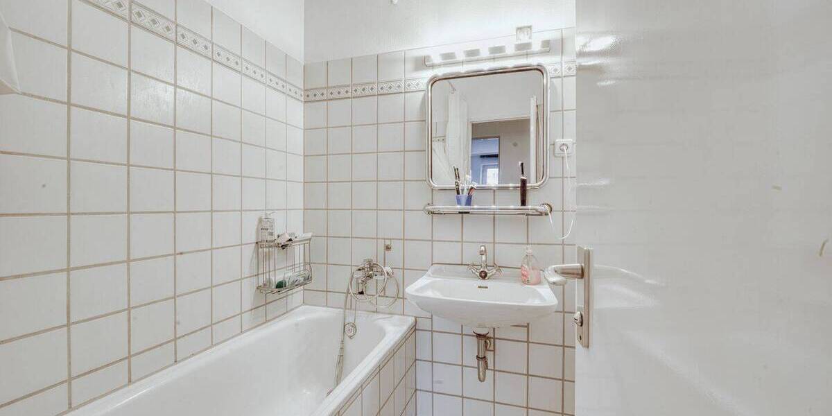 Etagenwohnung München Bogenhausen - 3 Zimmer, 75 m&sup2;, 479.000&euro; | Angebot:25938745