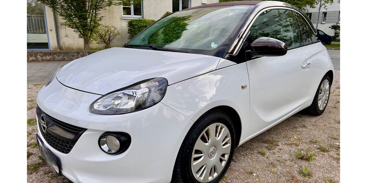 Opel Adam 137.000 km 6.490 &euro; München 81829