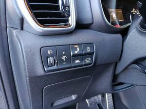 Kia SPORTAGE D2.0 48V AWD AT8 GTL TECH LEDER 70.523 km 24.960 &euro; Höhenkirchen-Siegertsbrun 85635