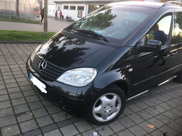 Mercedes-Benz Vaneo 138.000 km 4.999 € München 80999